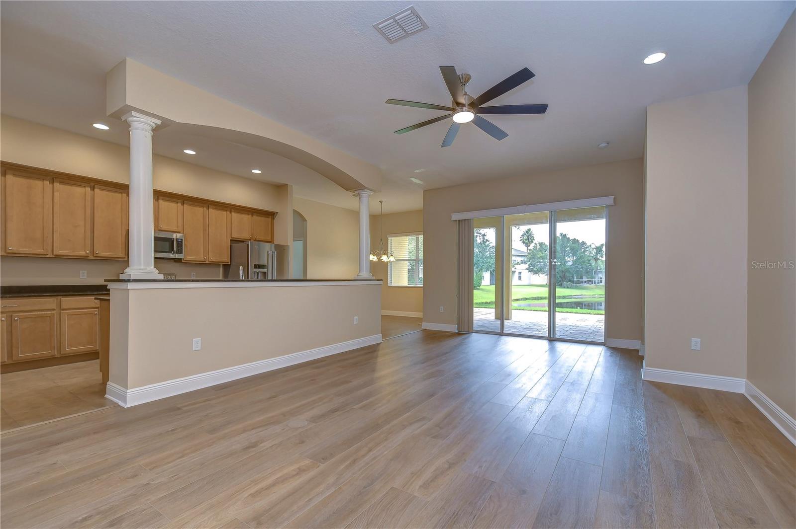 Image 14 of 69 For 3341 Grassglen Place