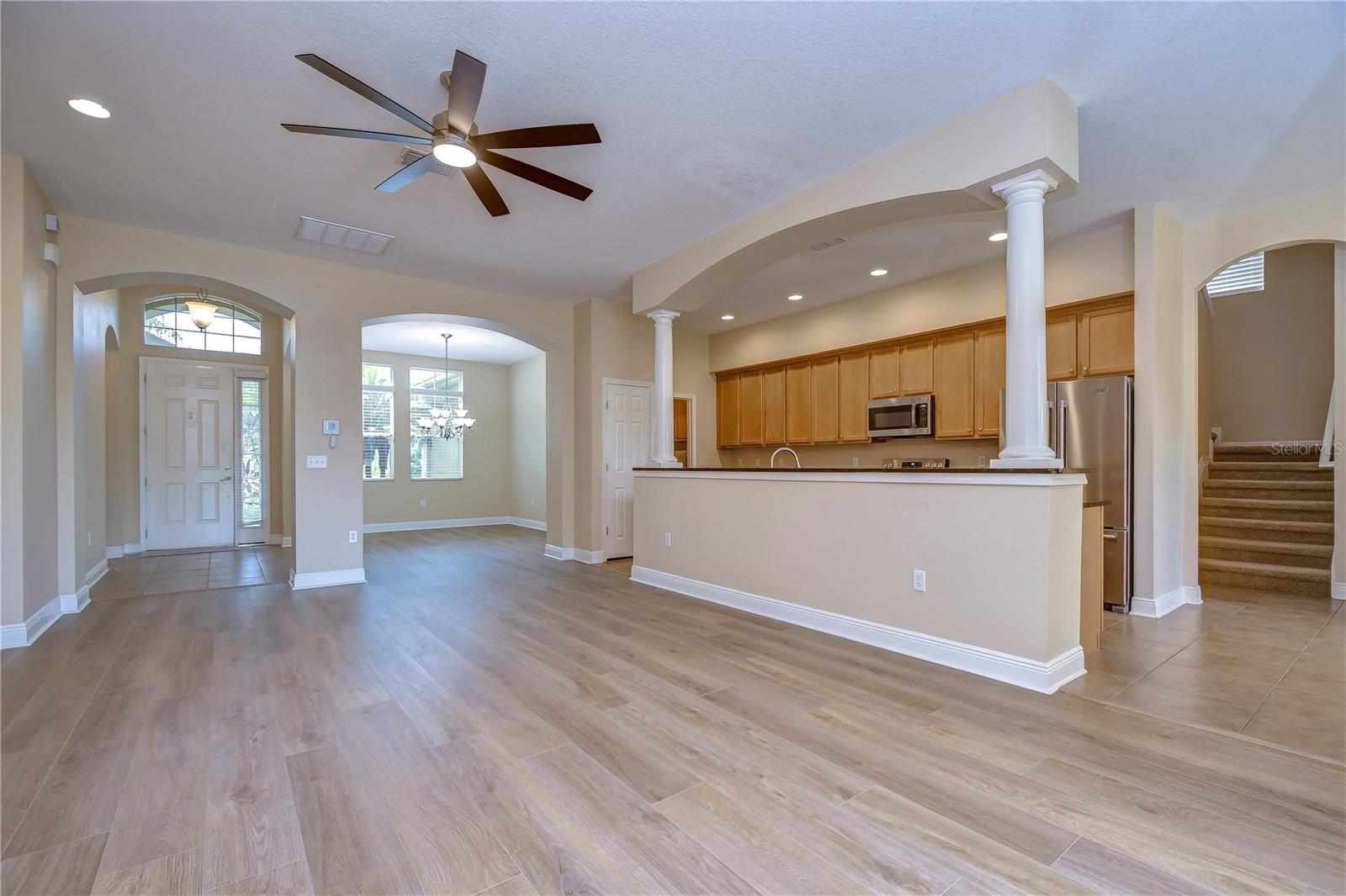 Image 18 of 69 For 3341 Grassglen Place