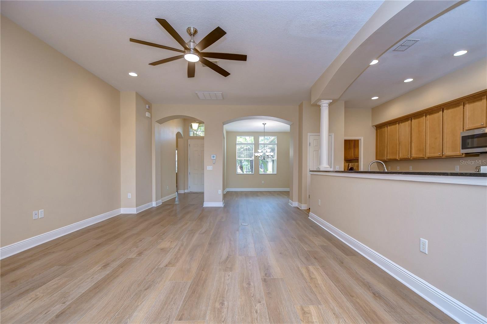 Image 19 of 69 For 3341 Grassglen Place