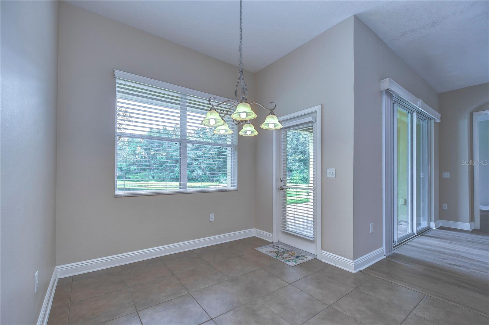 Image 26 of 69 For 3341 Grassglen Place