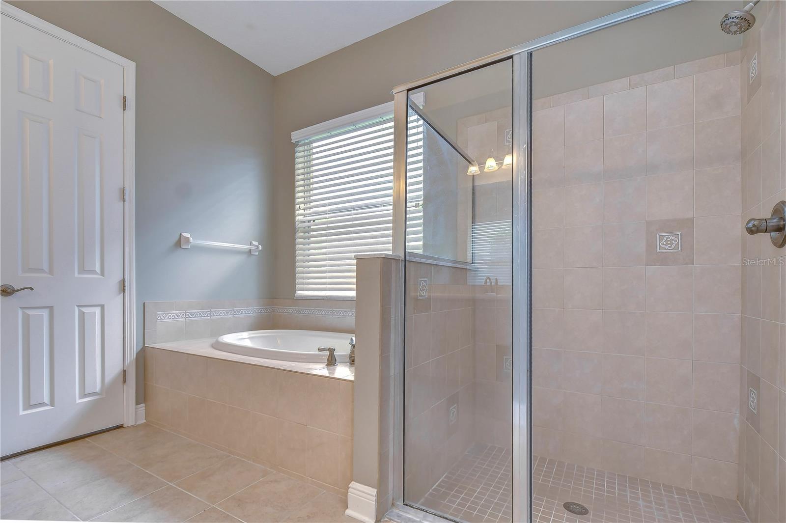 Image 38 of 69 For 3341 Grassglen Place