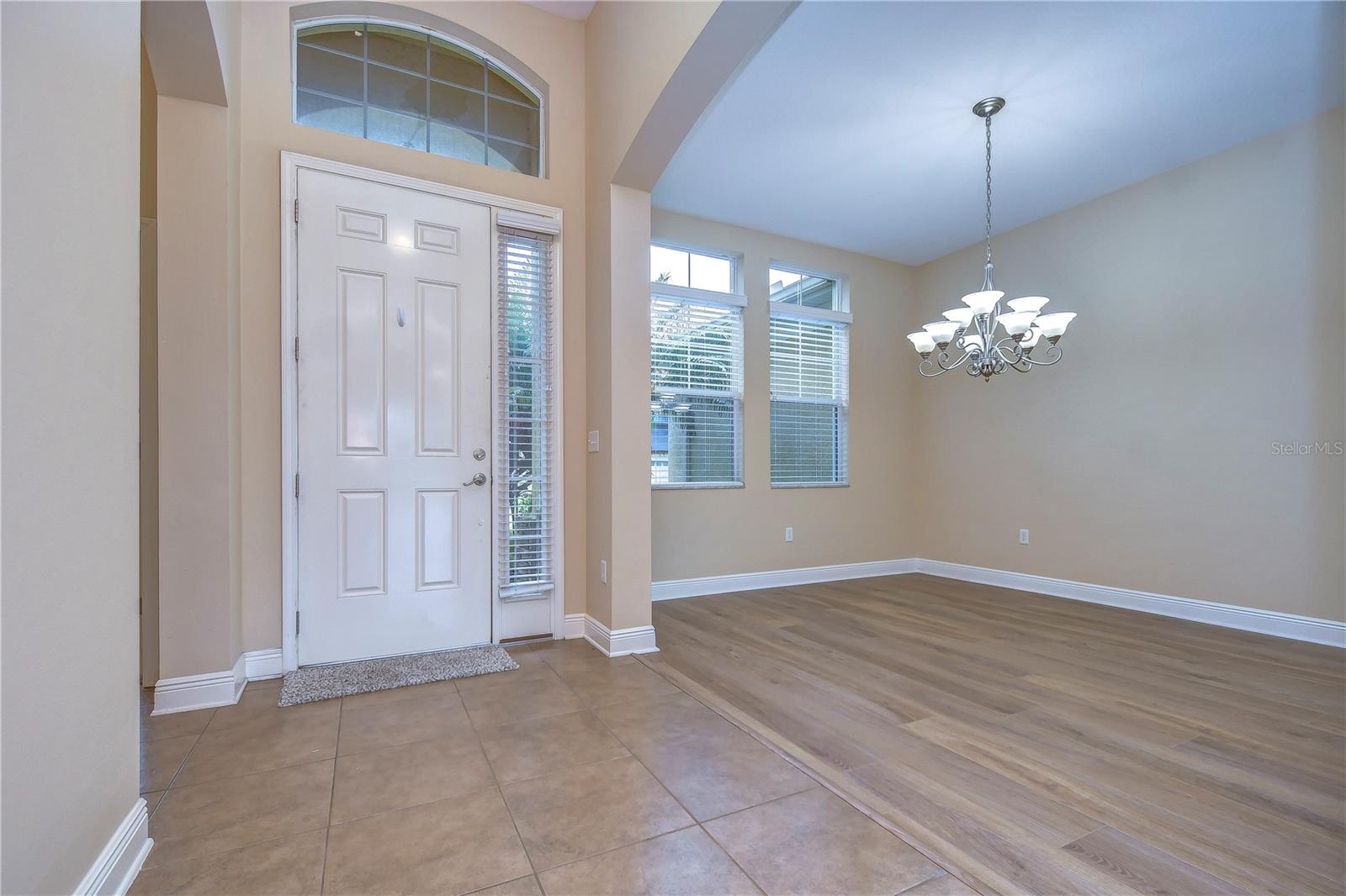 Image 9 of 69 For 3341 Grassglen Place