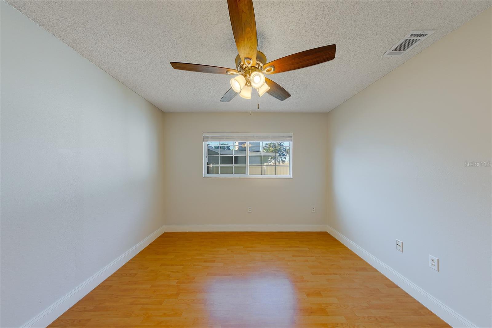 Image 25 of 56 For 1603 Orangecrest Avenue