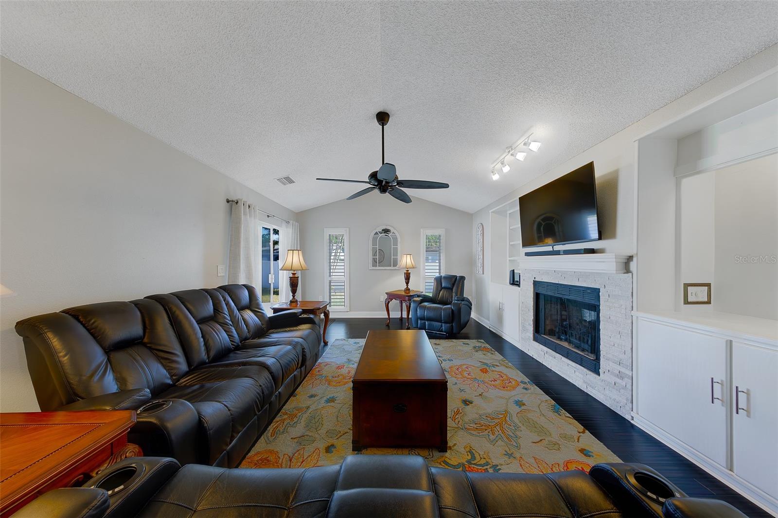 Image 5 of 56 For 1603 Orangecrest Avenue