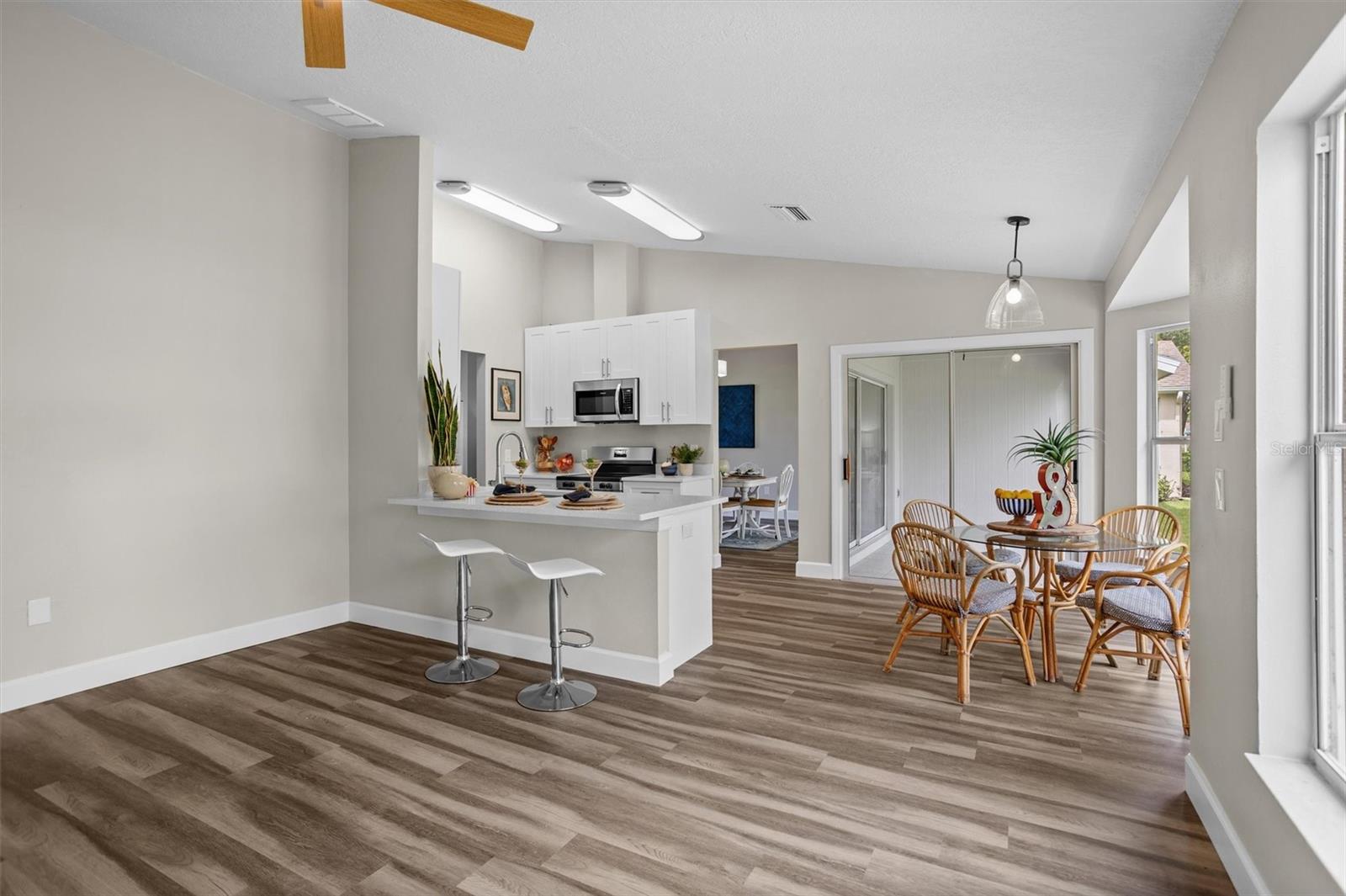 Image 17 of 58 For 1046 Almondwood Drive