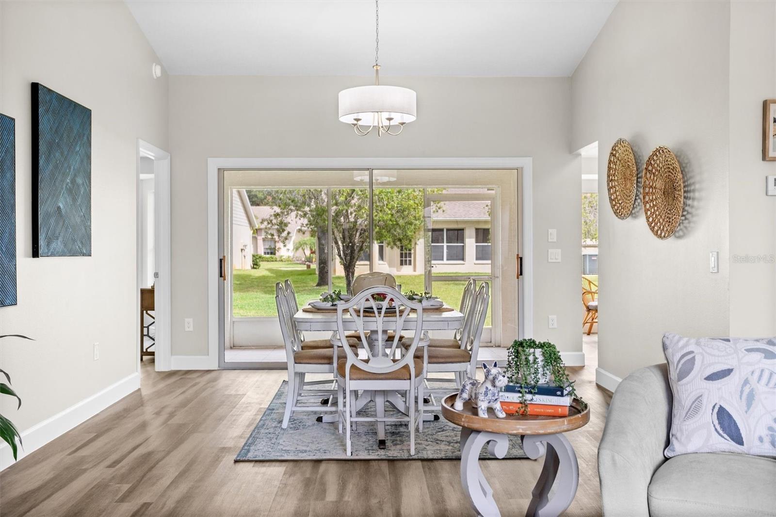 Image 20 of 58 For 1046 Almondwood Drive