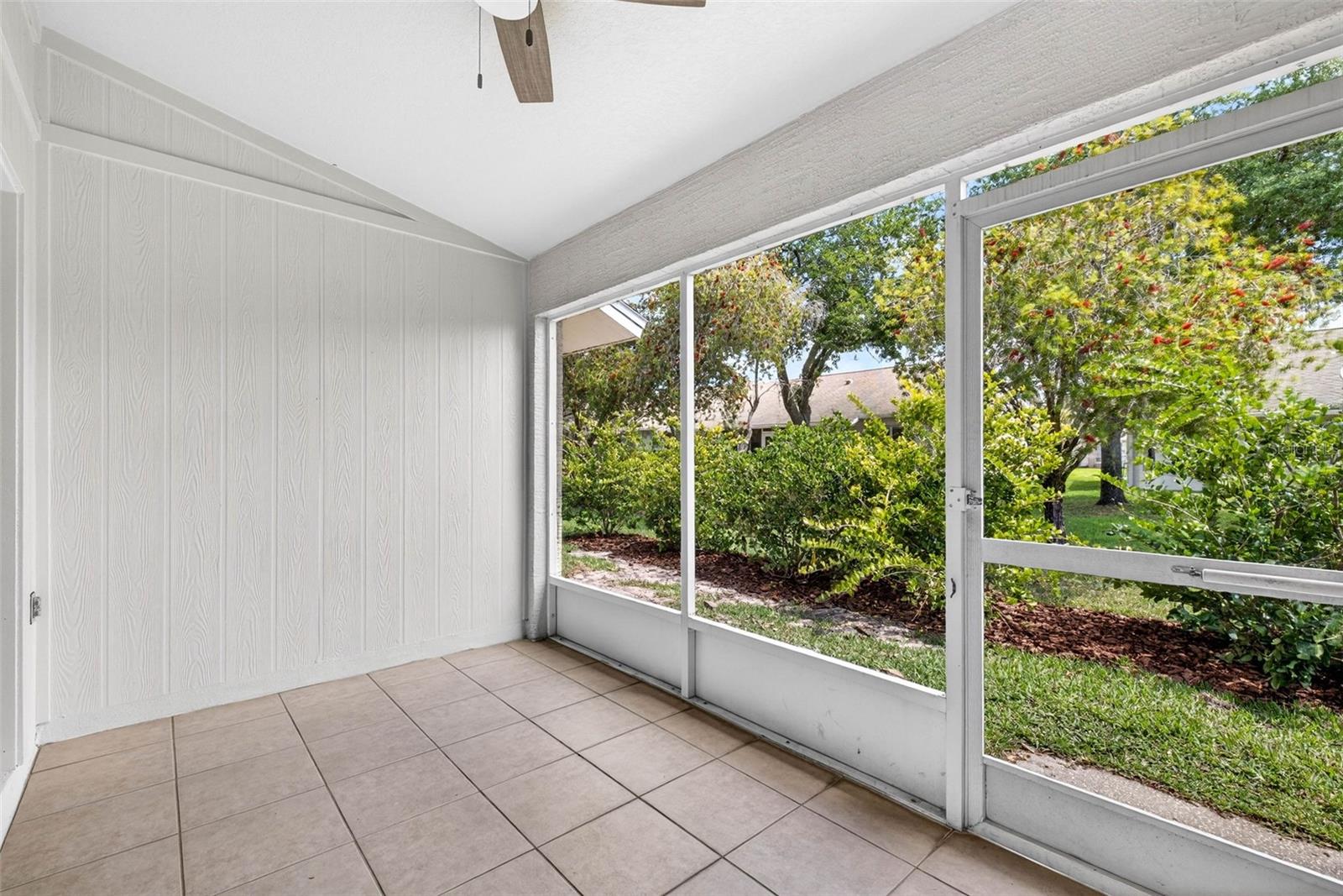 Image 22 of 58 For 1046 Almondwood Drive