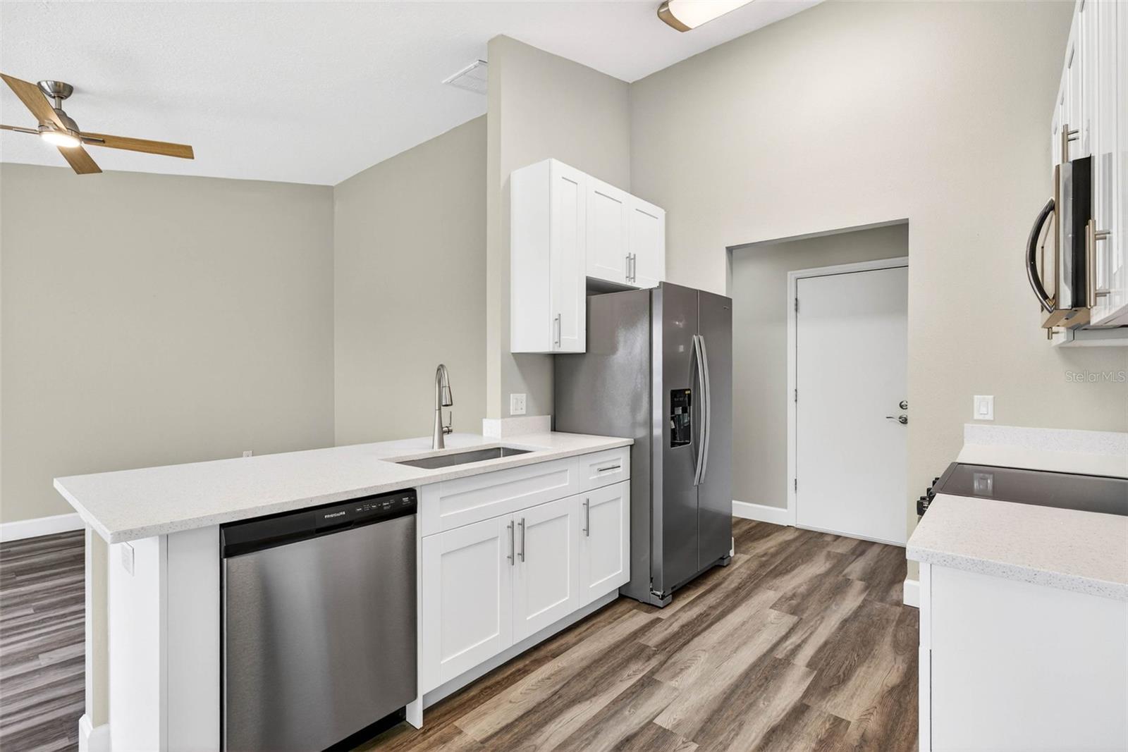 Image 8 of 58 For 1046 Almondwood Drive