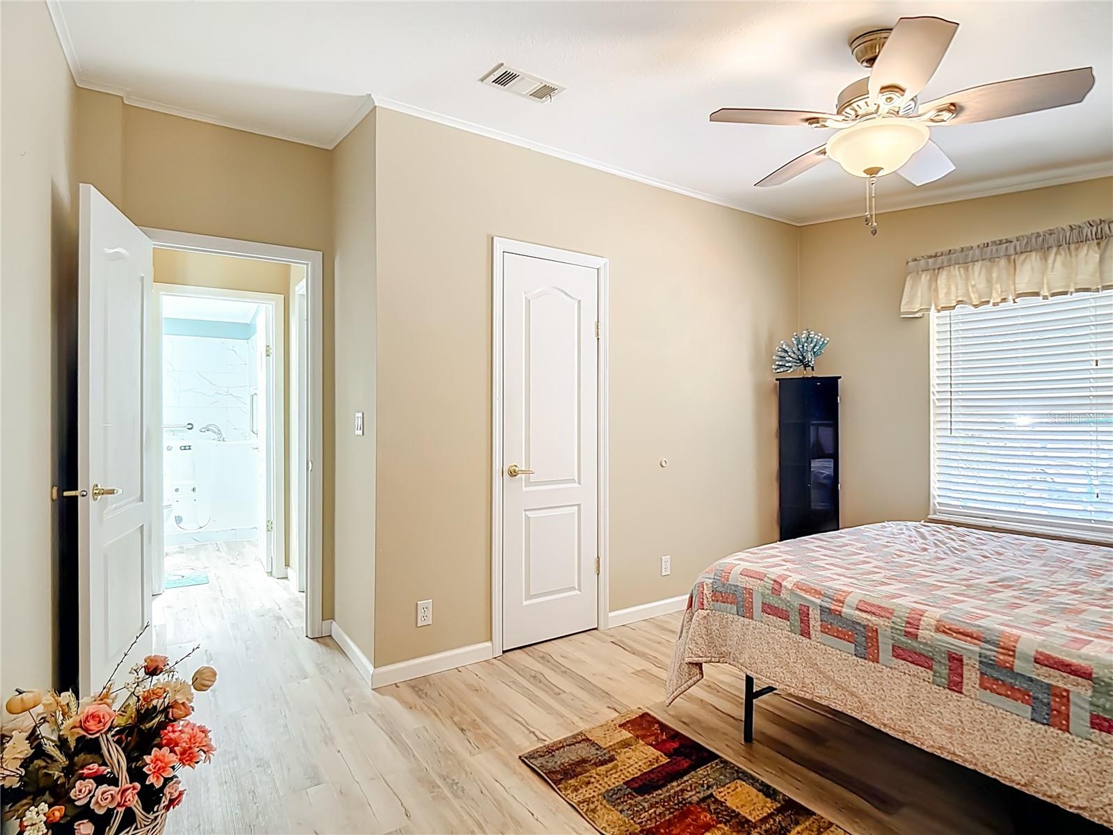 Image 29 of 42 For 452 Par Drive