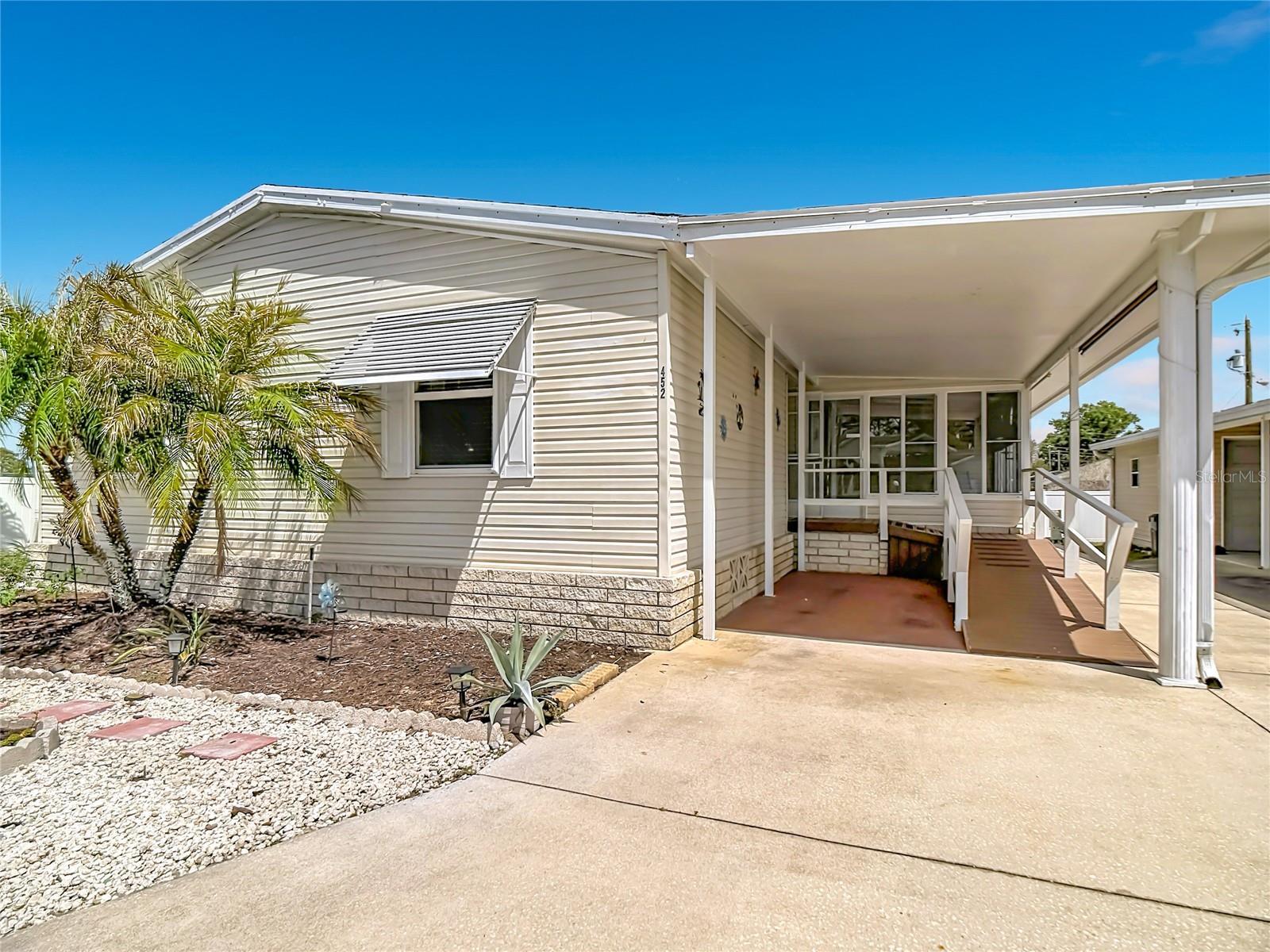 Image 3 of 42 For 452 Par Drive