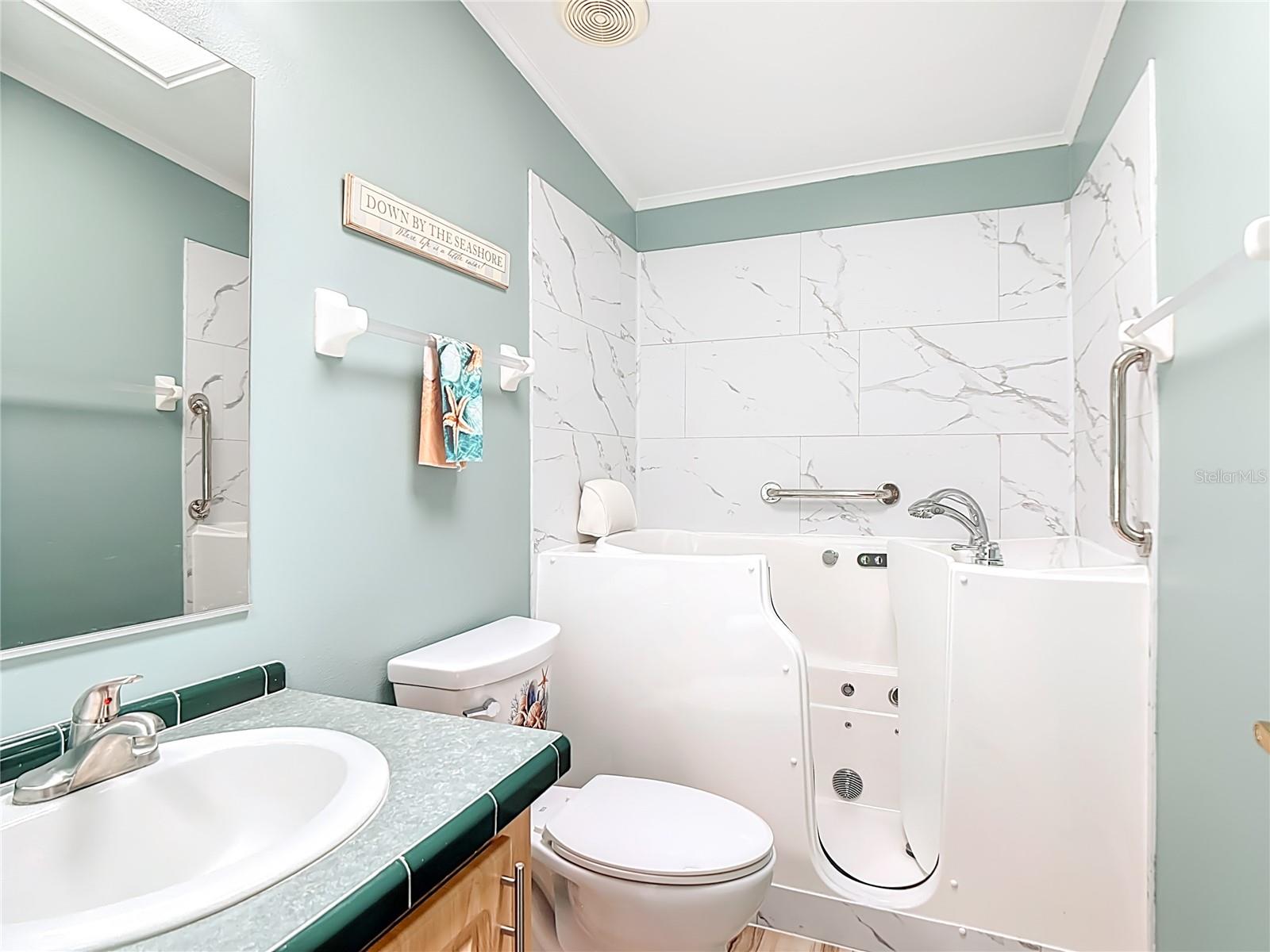 Image 32 of 42 For 452 Par Drive