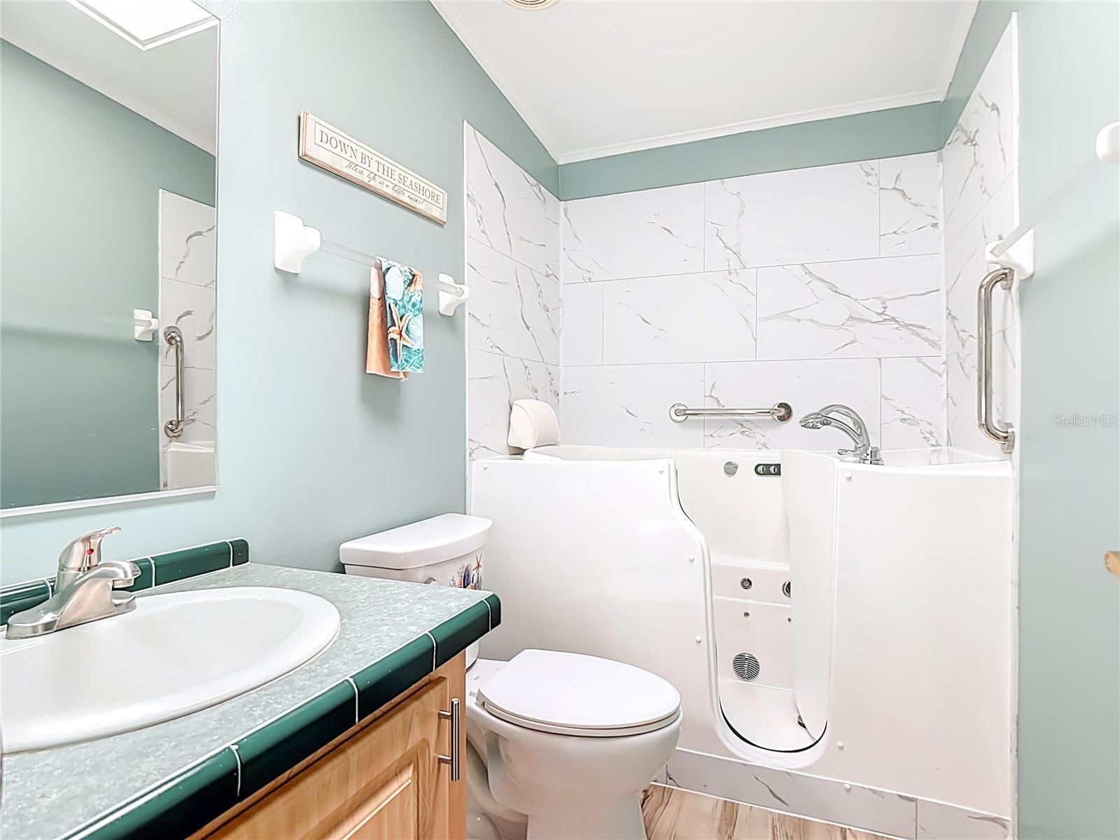 Image 33 of 42 For 452 Par Drive