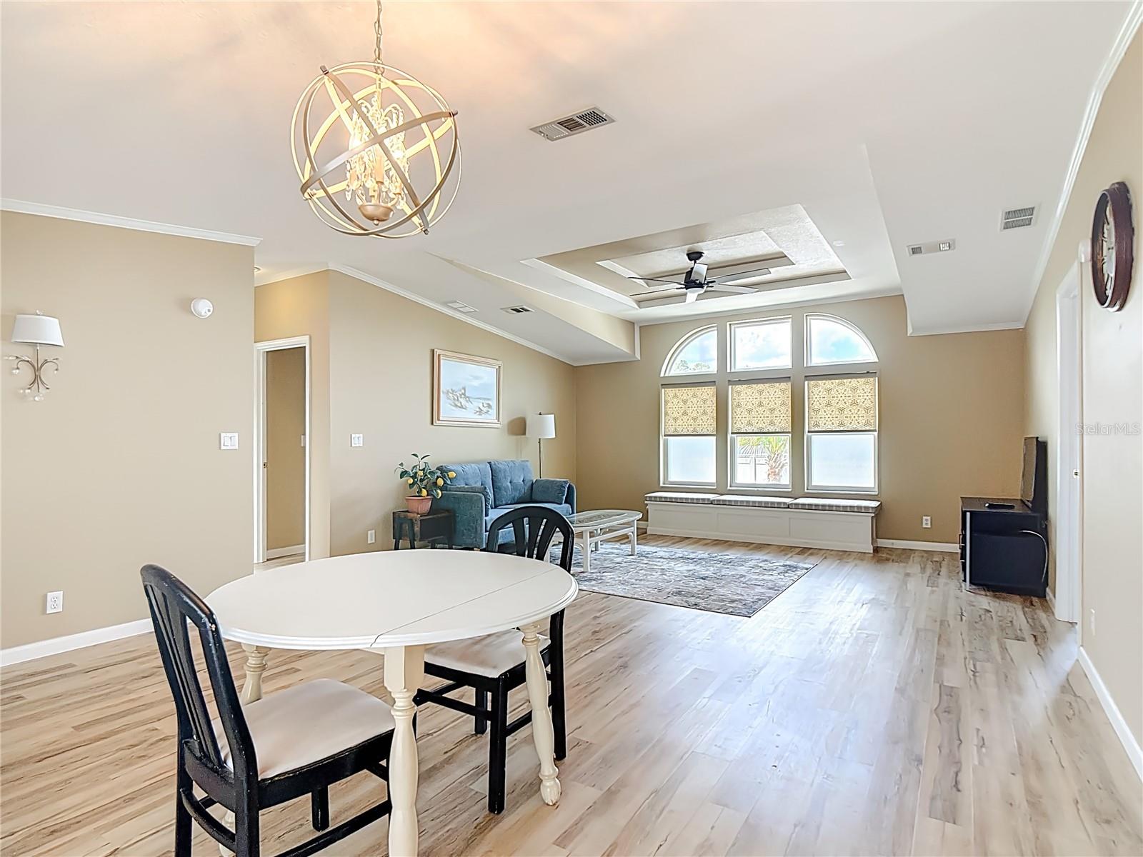 Image 9 of 42 For 452 Par Drive