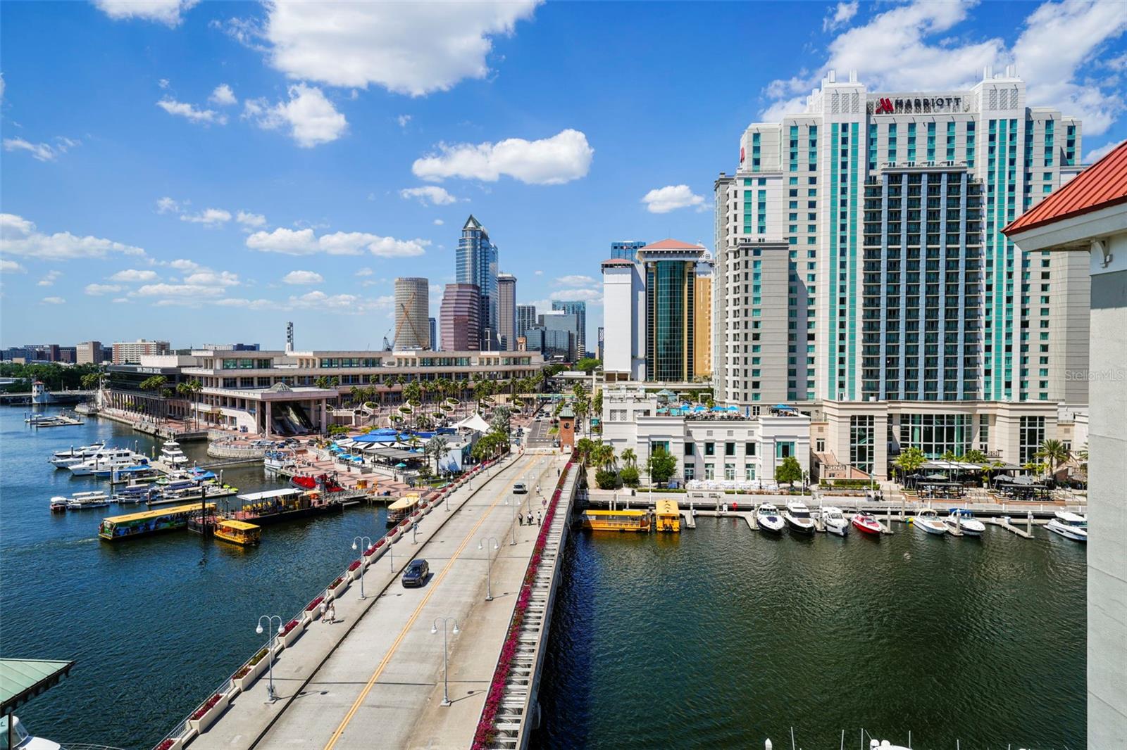 Image 21 of 25 For 700 Harbour Island Boulevard 813