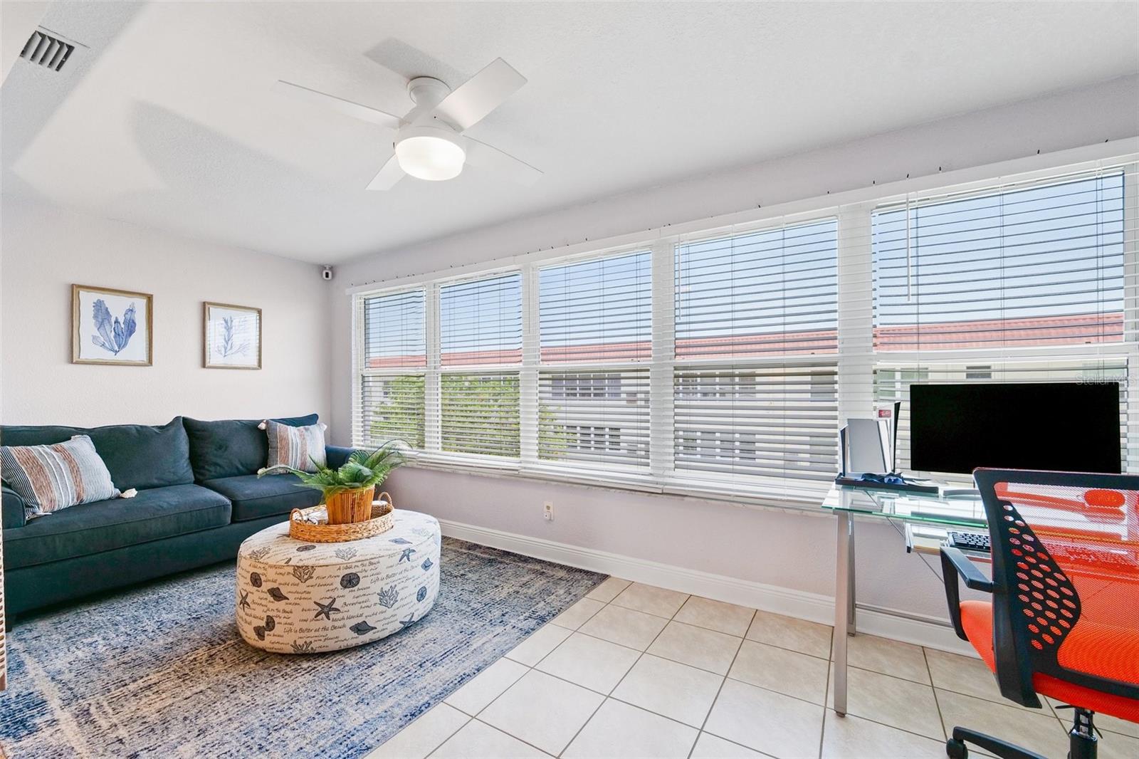 Listing photo id 21 for 3018 59th Street S 405