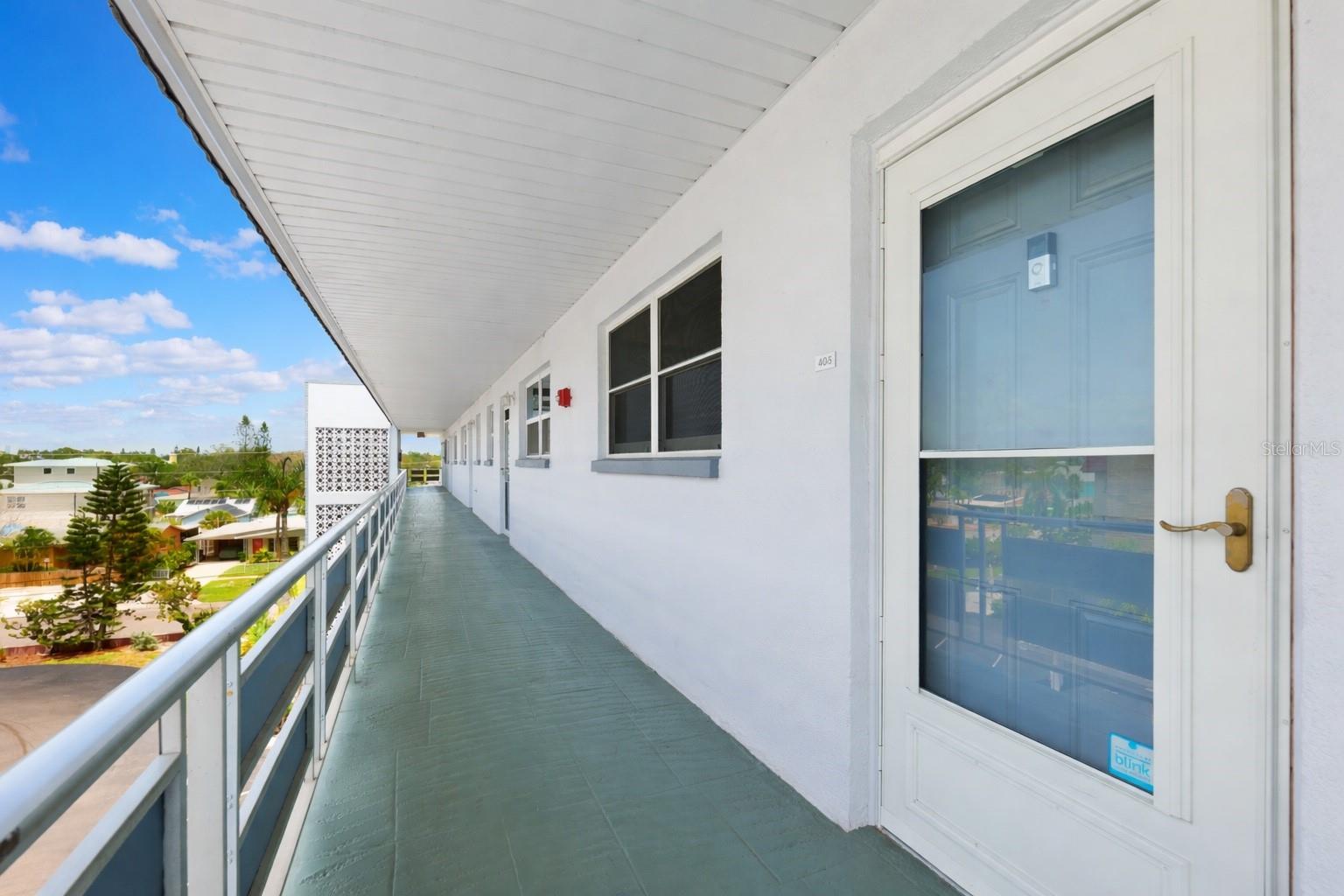 Listing photo id 24 for 3018 59th Street S 405