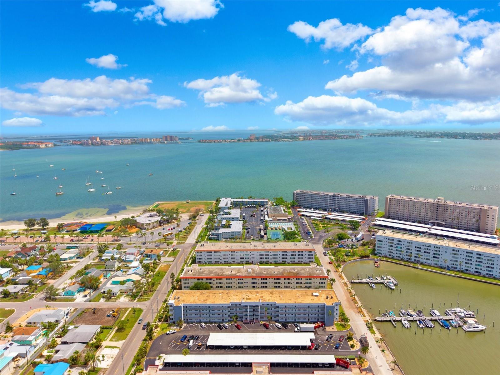 Listing photo id 26 for 3018 59th Street S 405