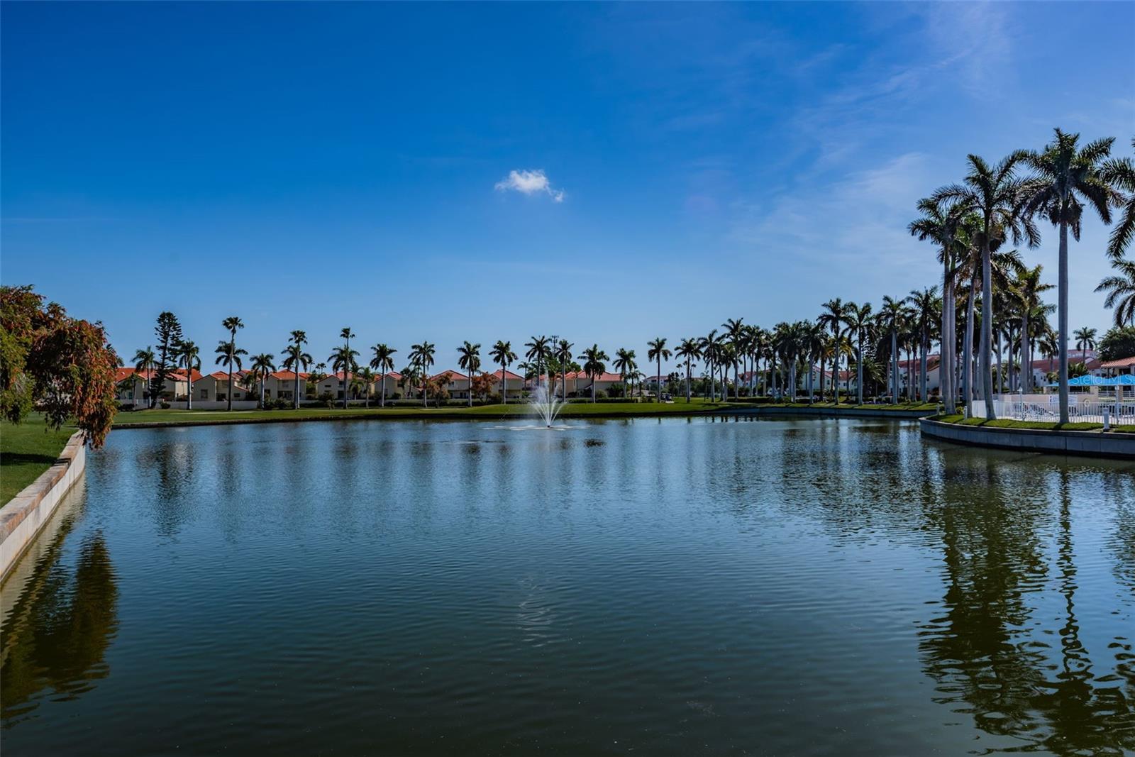 Image 26 of 37 For 6080 Bahia Del Mar Circle 112