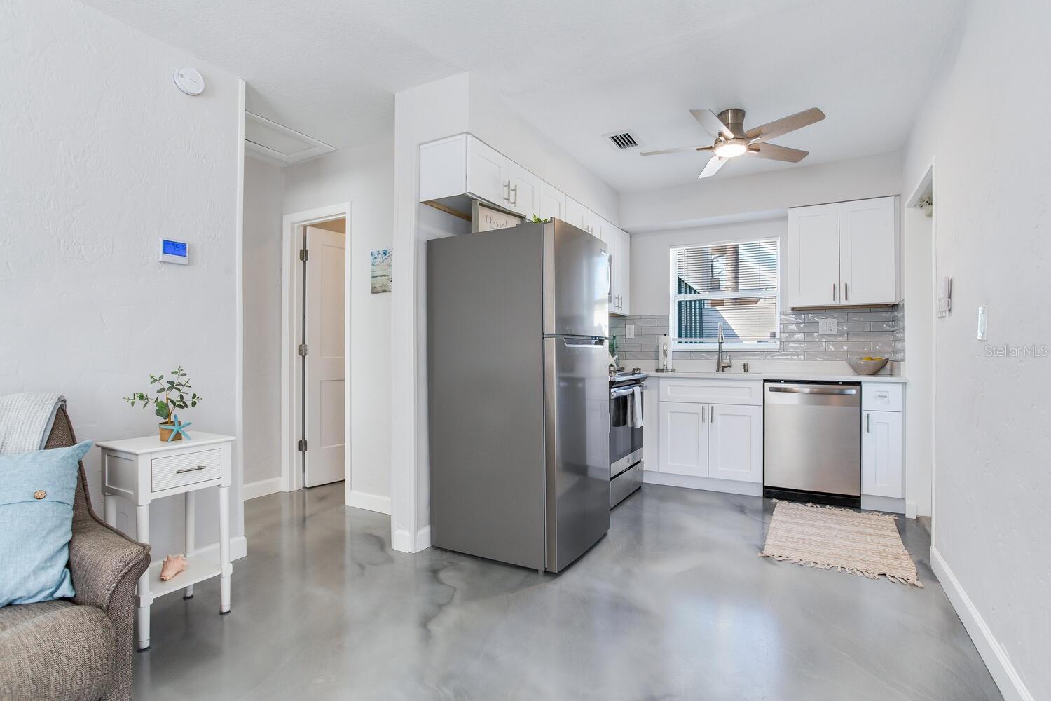 Image 16 of 42 For 508 129th Avenue E