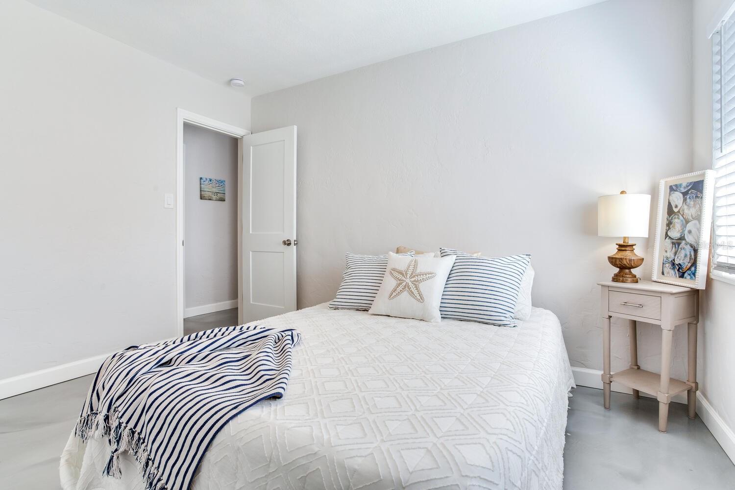 Image 19 of 42 For 508 129th Avenue E