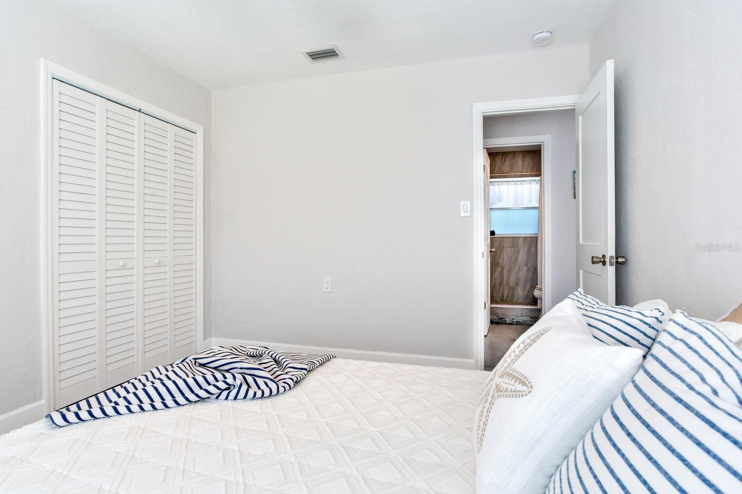 Image 20 of 42 For 508 129th Avenue E