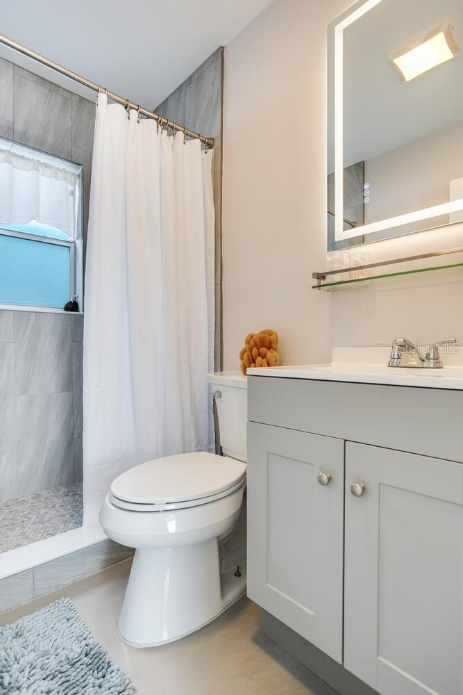 Image 22 of 42 For 508 129th Avenue E