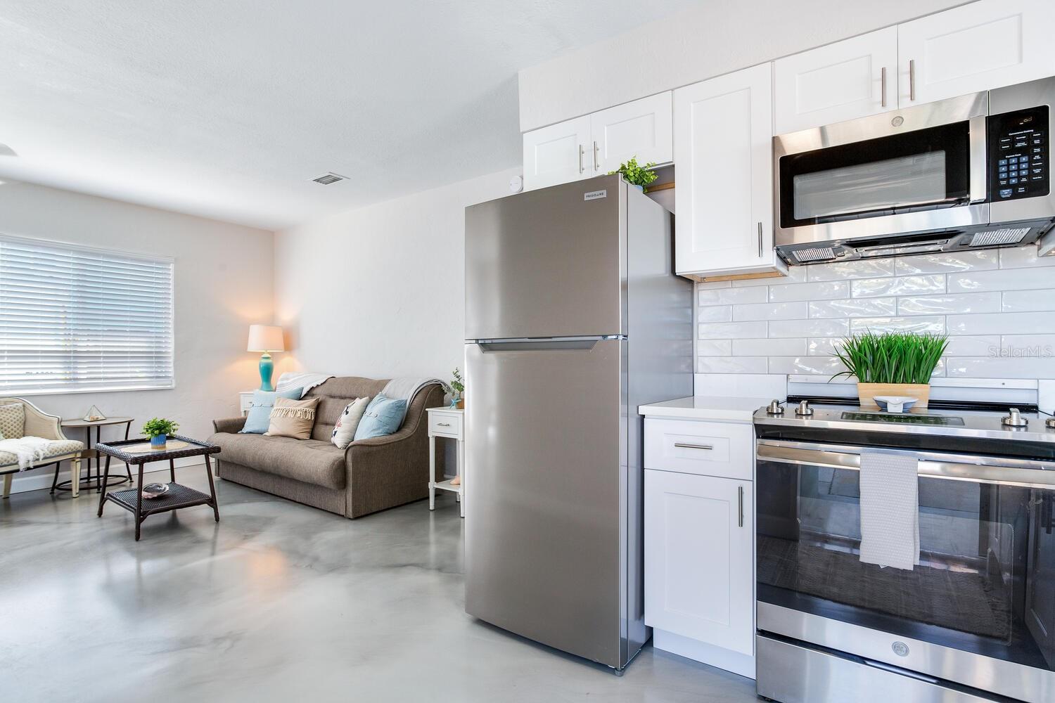 Image 6 of 42 For 508 129th Avenue E