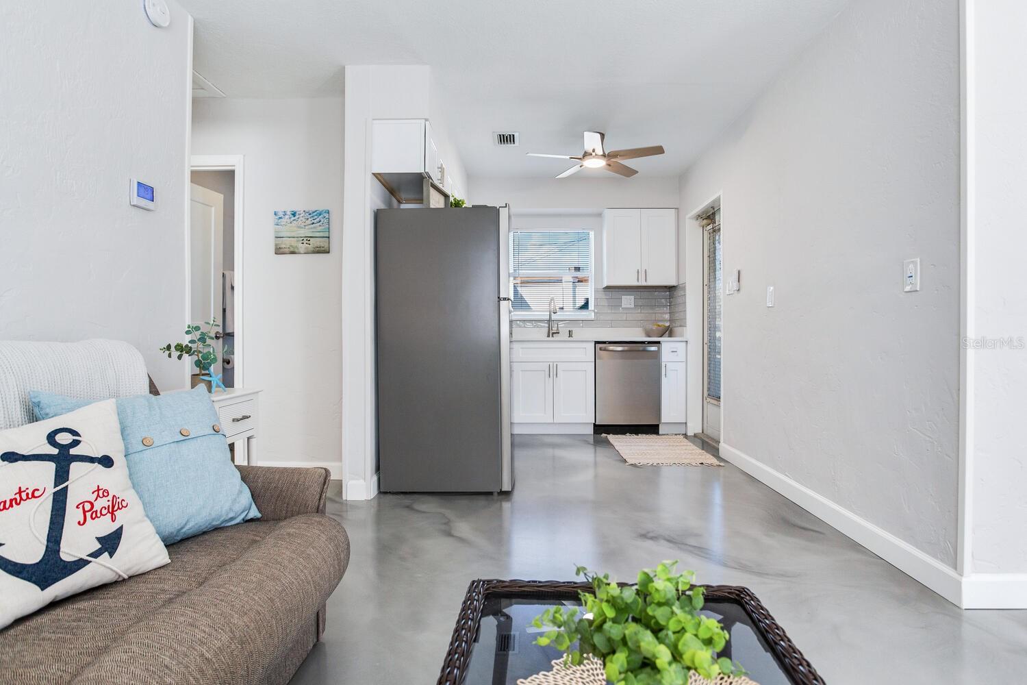 Image 7 of 42 For 508 129th Avenue E