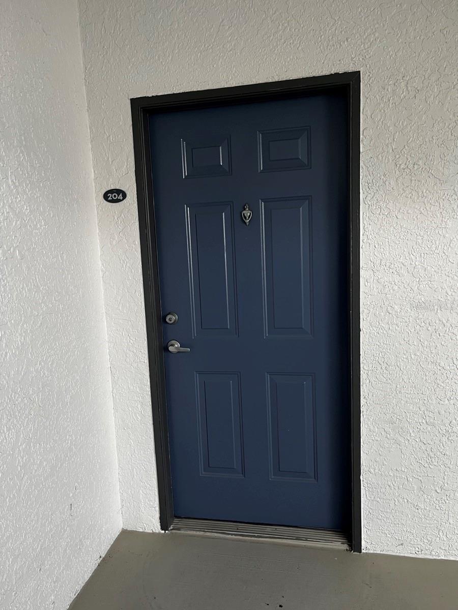 Image 4 of 36 For 14905 Arbor Springs Circle 204