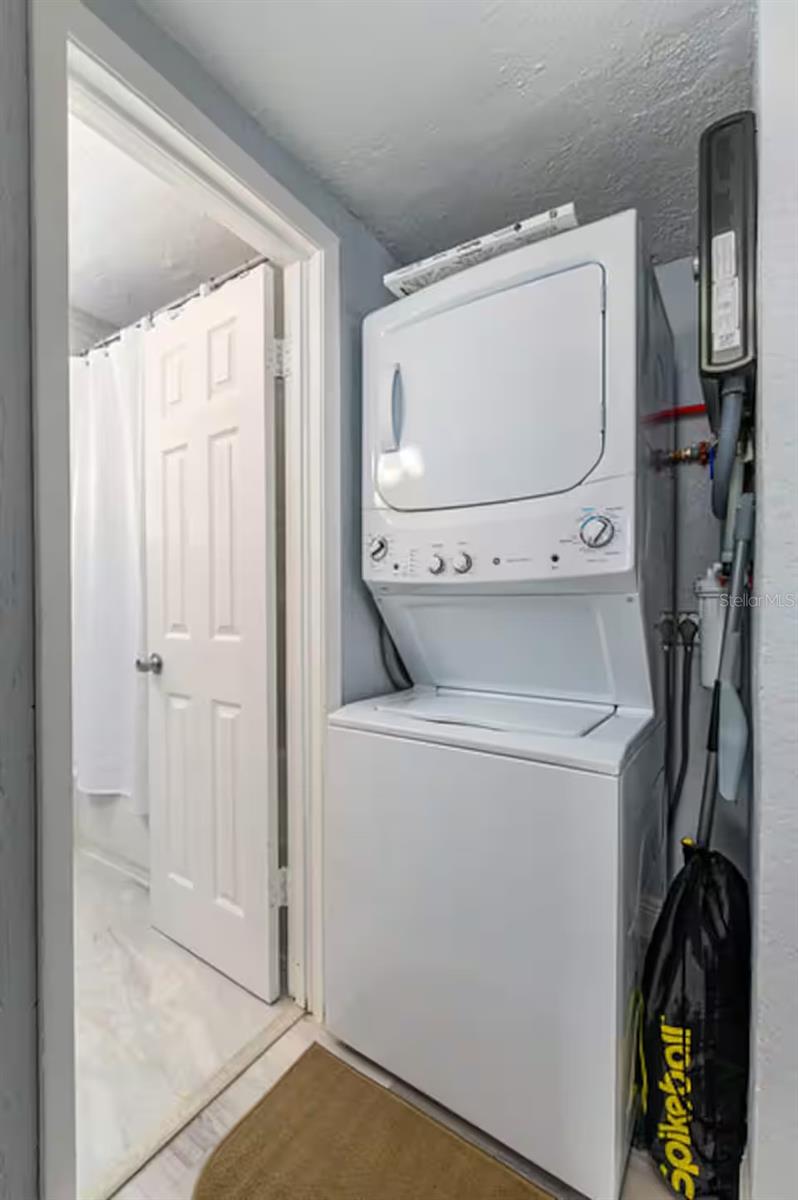 Image 21 of 21 For 5212 Puritan Avenue