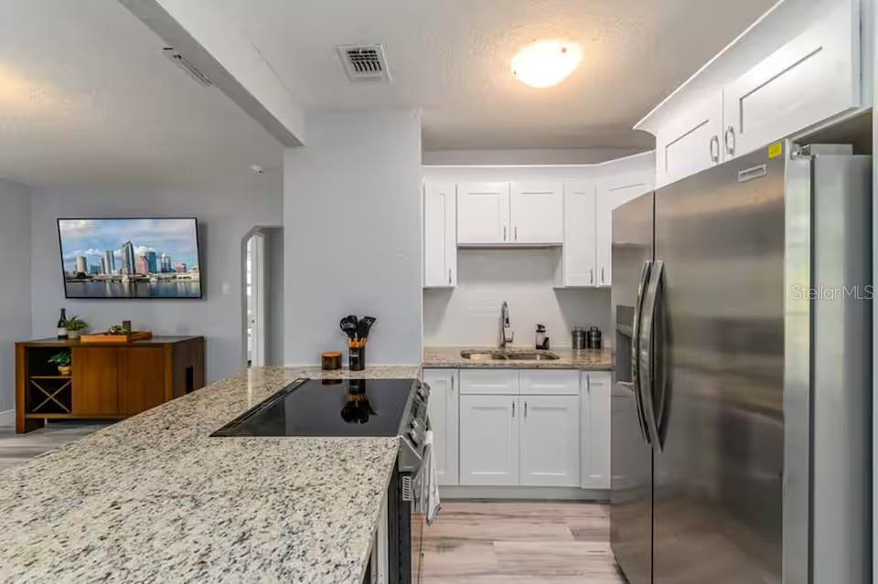 Image 6 of 21 For 5212 Puritan Avenue