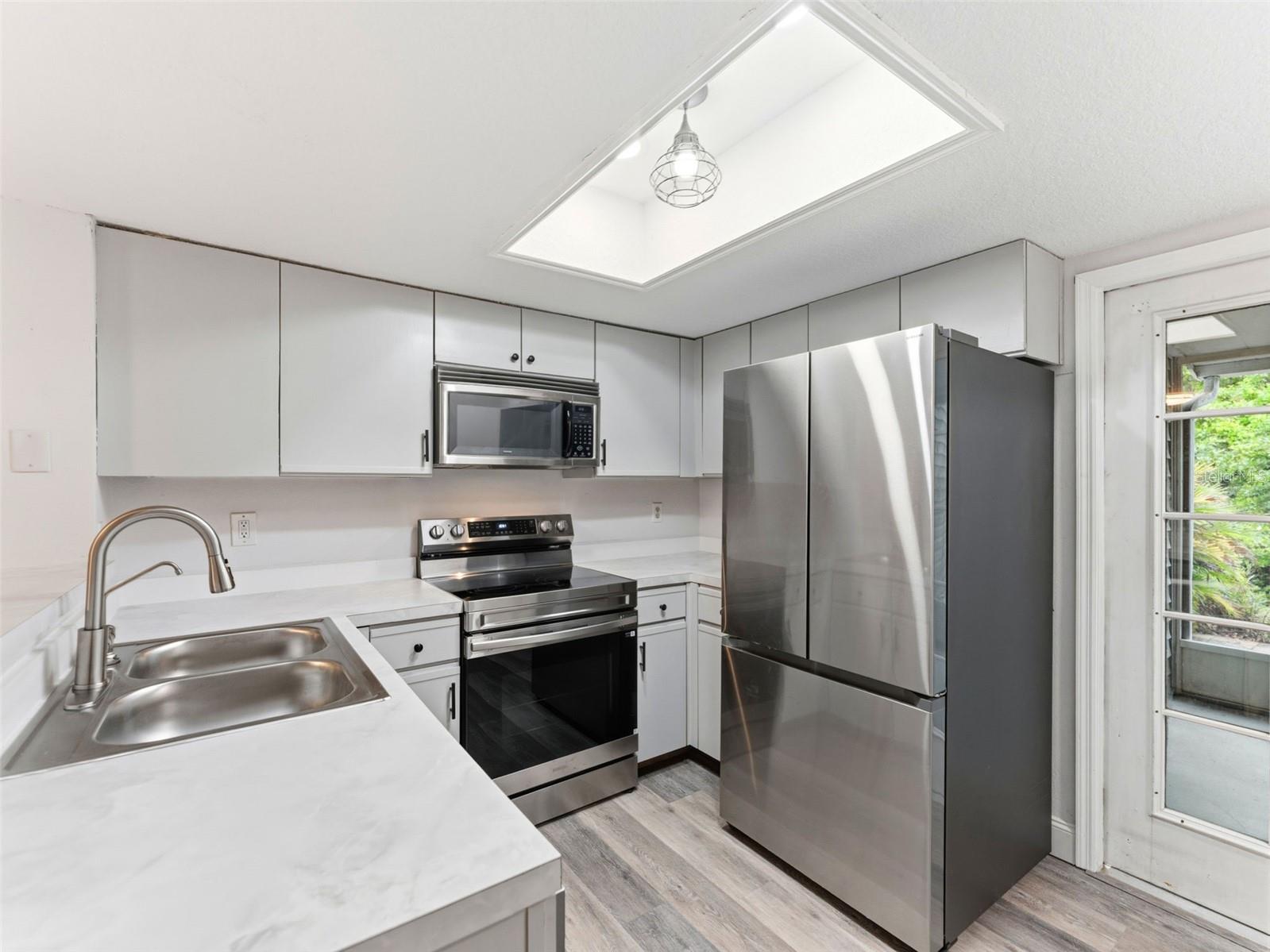 Image 10 of 35 For 2155 Fox Chase Boulevard