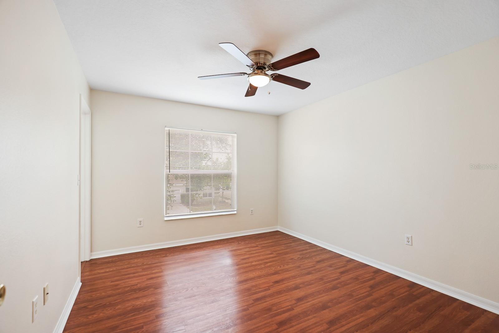 Image 28 of 34 For 7712 Dragon Fly Loop