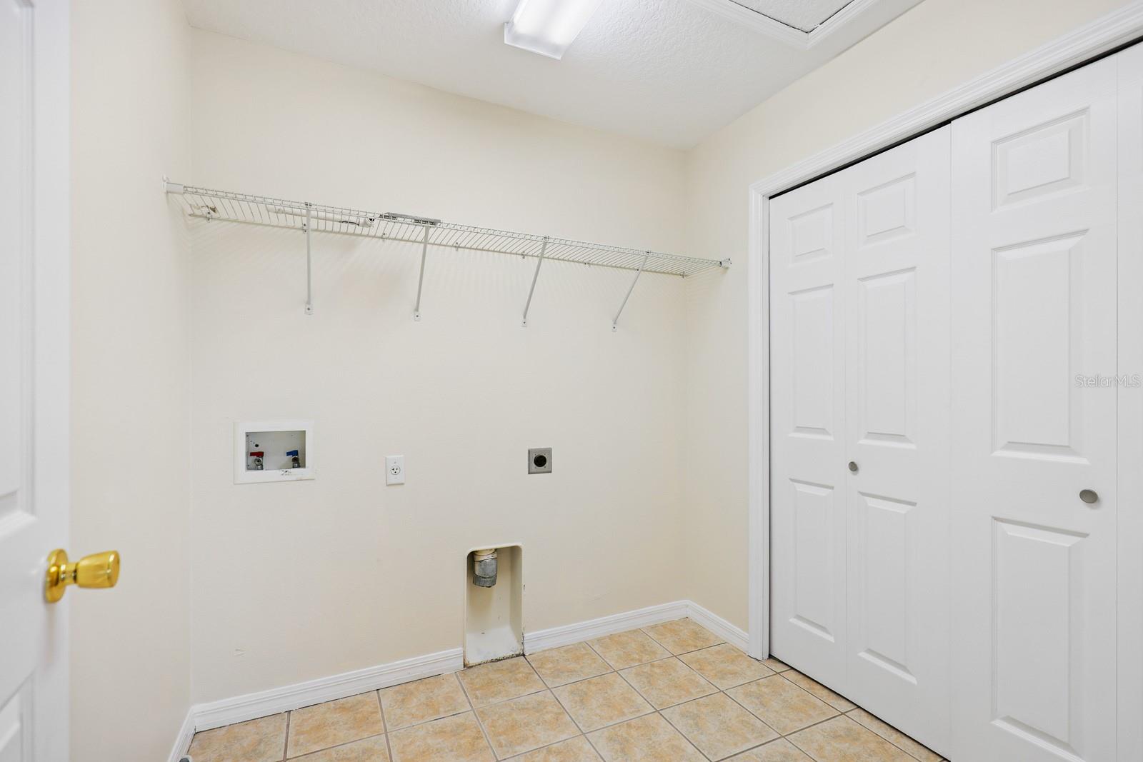 Image 30 of 34 For 7712 Dragon Fly Loop