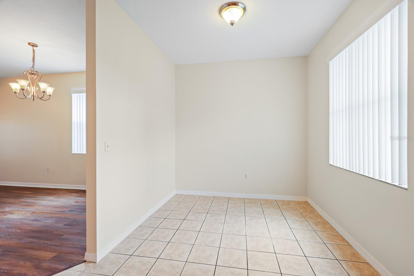 Image 9 of 34 For 7712 Dragon Fly Loop