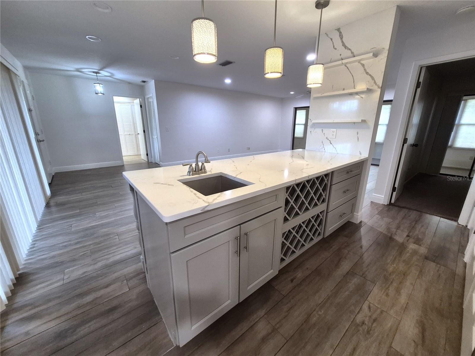 Image 11 of 35 For 160 Joanne Place