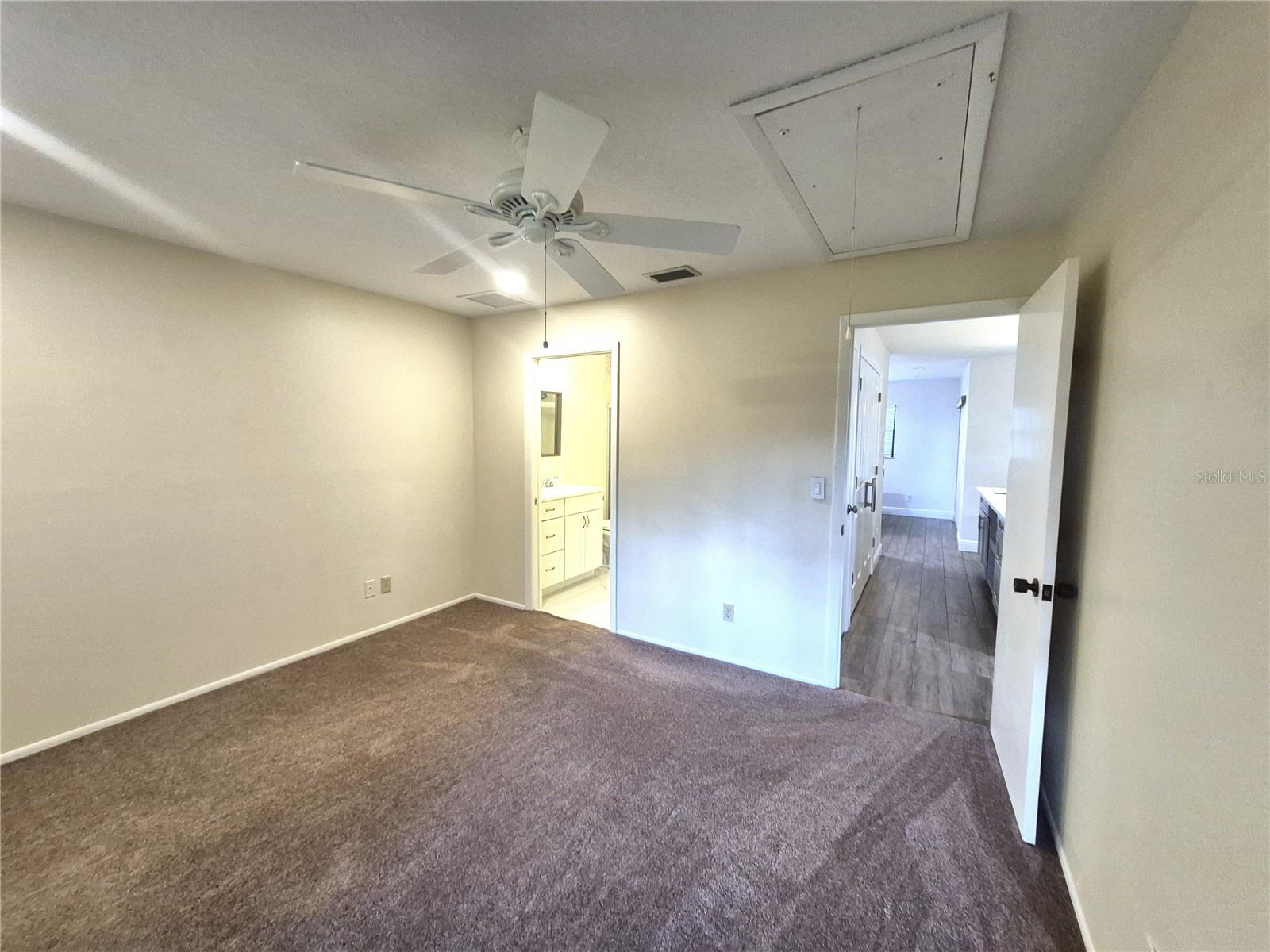 Image 25 of 35 For 160 Joanne Place