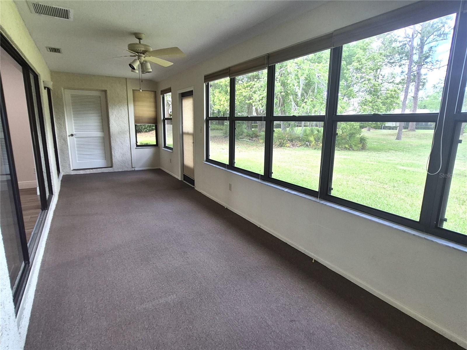 Image 28 of 35 For 160 Joanne Place