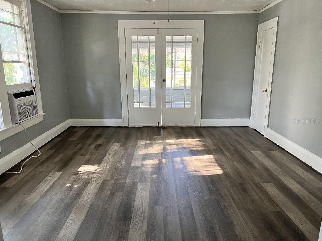 Image 3 of 14 For 201 Ariana Street 1, 2, 3, 4