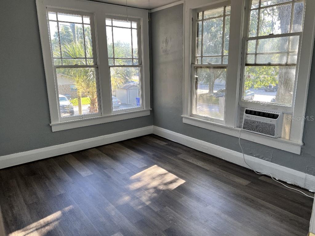 Image 7 of 14 For 201 Ariana Street 1, 2, 3, 4