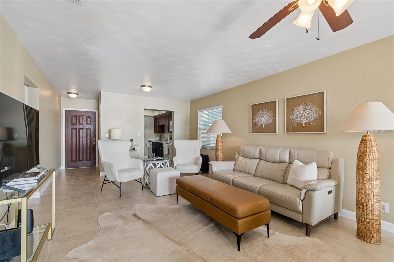 Listing photo id 8 for 2307 Bay Boulevard