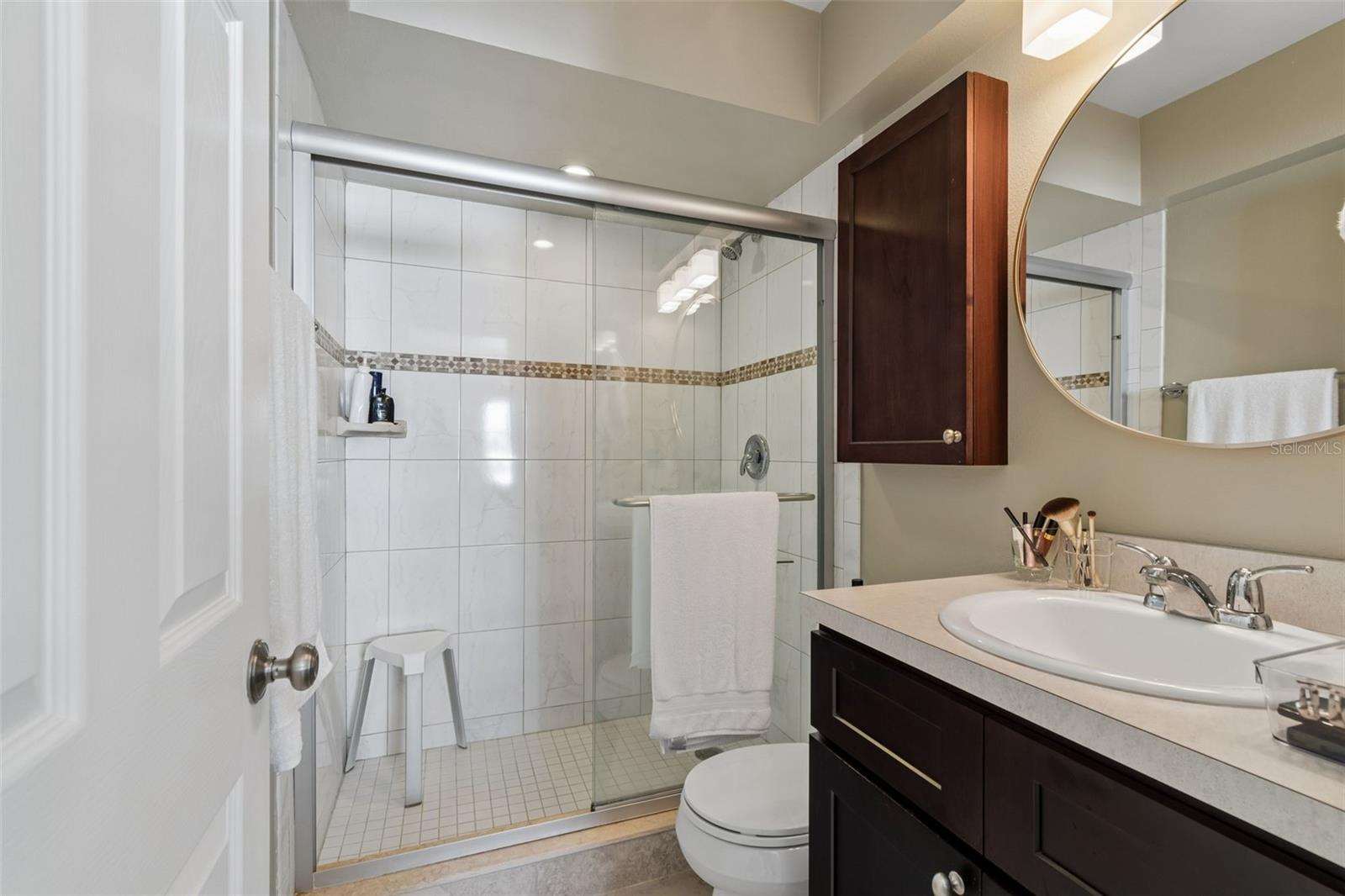 Listing photo id 14 for 2307 Bay Boulevard