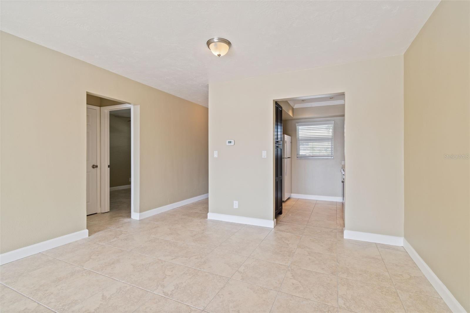 Listing photo id 31 for 2307 Bay Boulevard