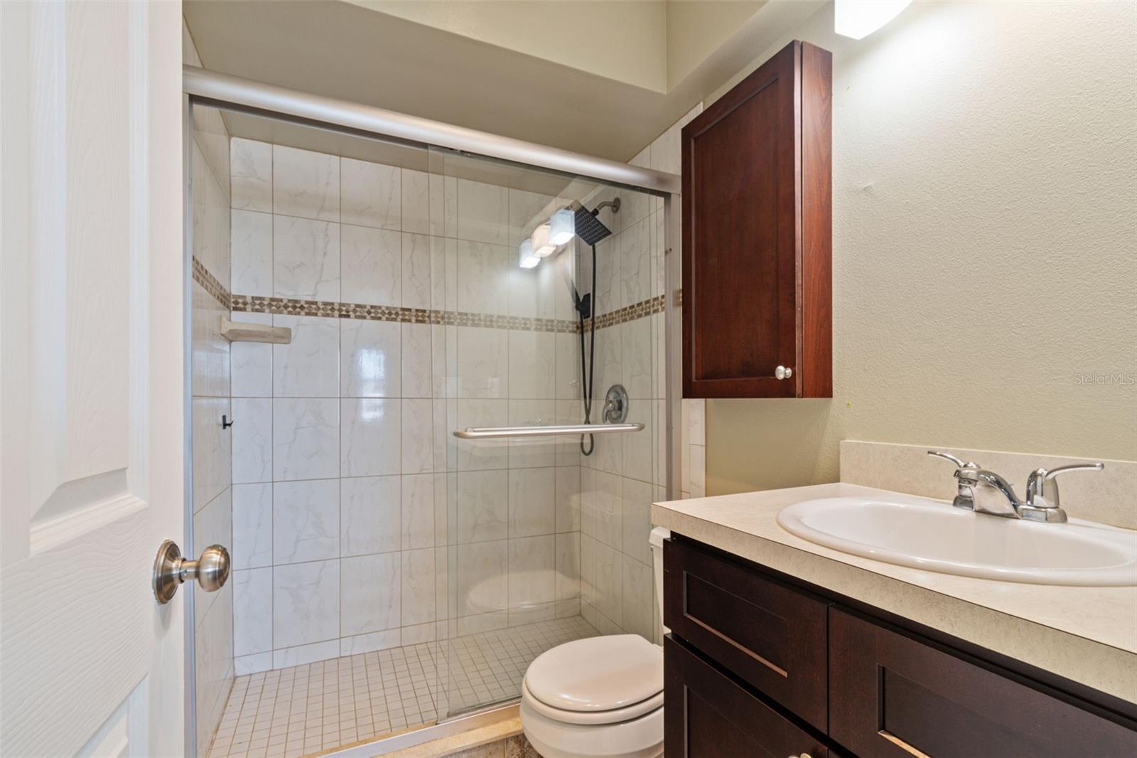 Listing photo id 61 for 2307 Bay Boulevard