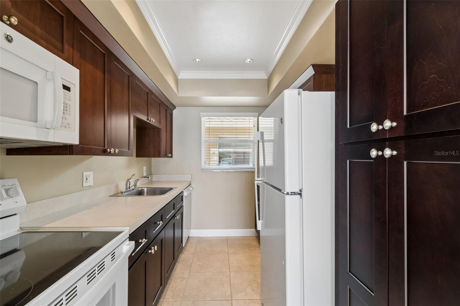 Listing photo id 67 for 2307 Bay Boulevard