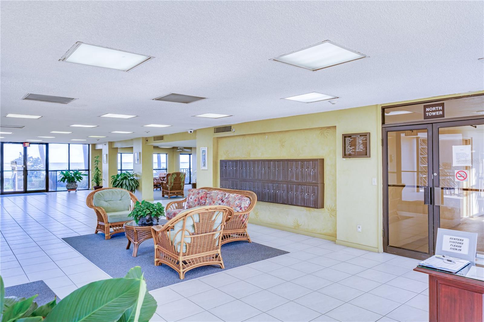 Listing photo id 39 for 900 Gulf Boulevard 702