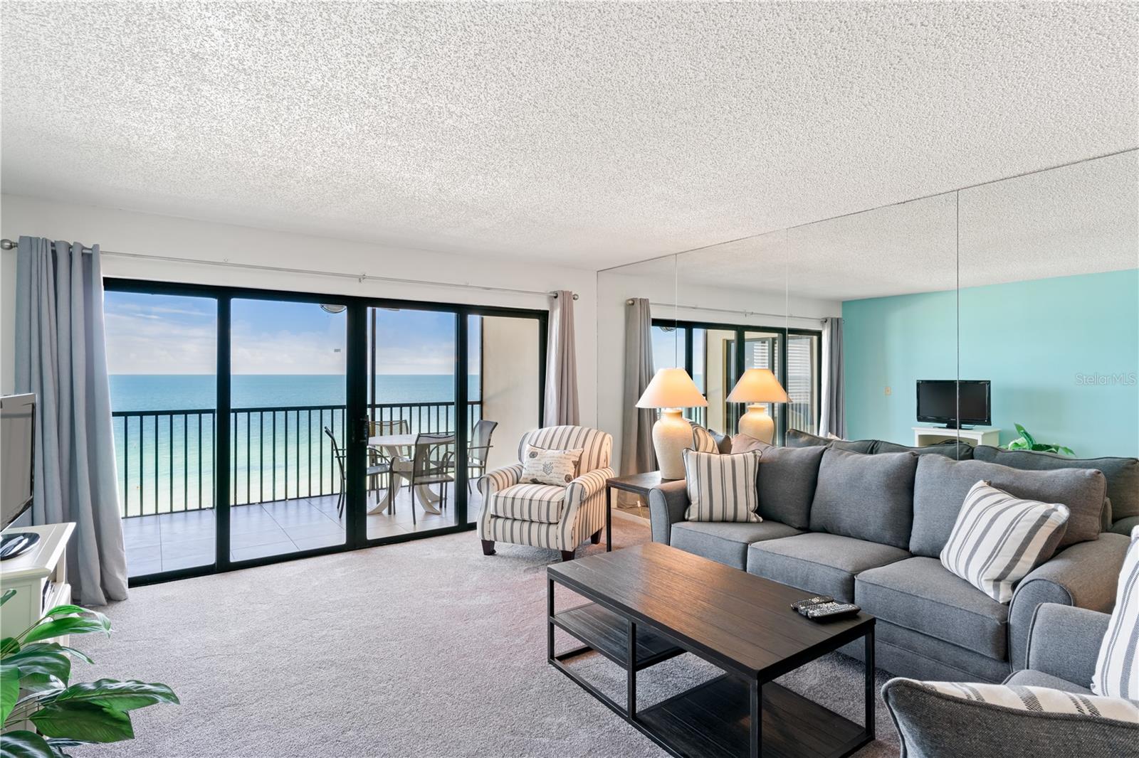 Listing photo id 4 for 900 Gulf Boulevard 702