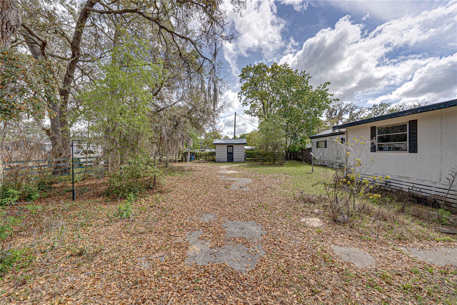 Image 32 of 33 For 25492 Hebron Street