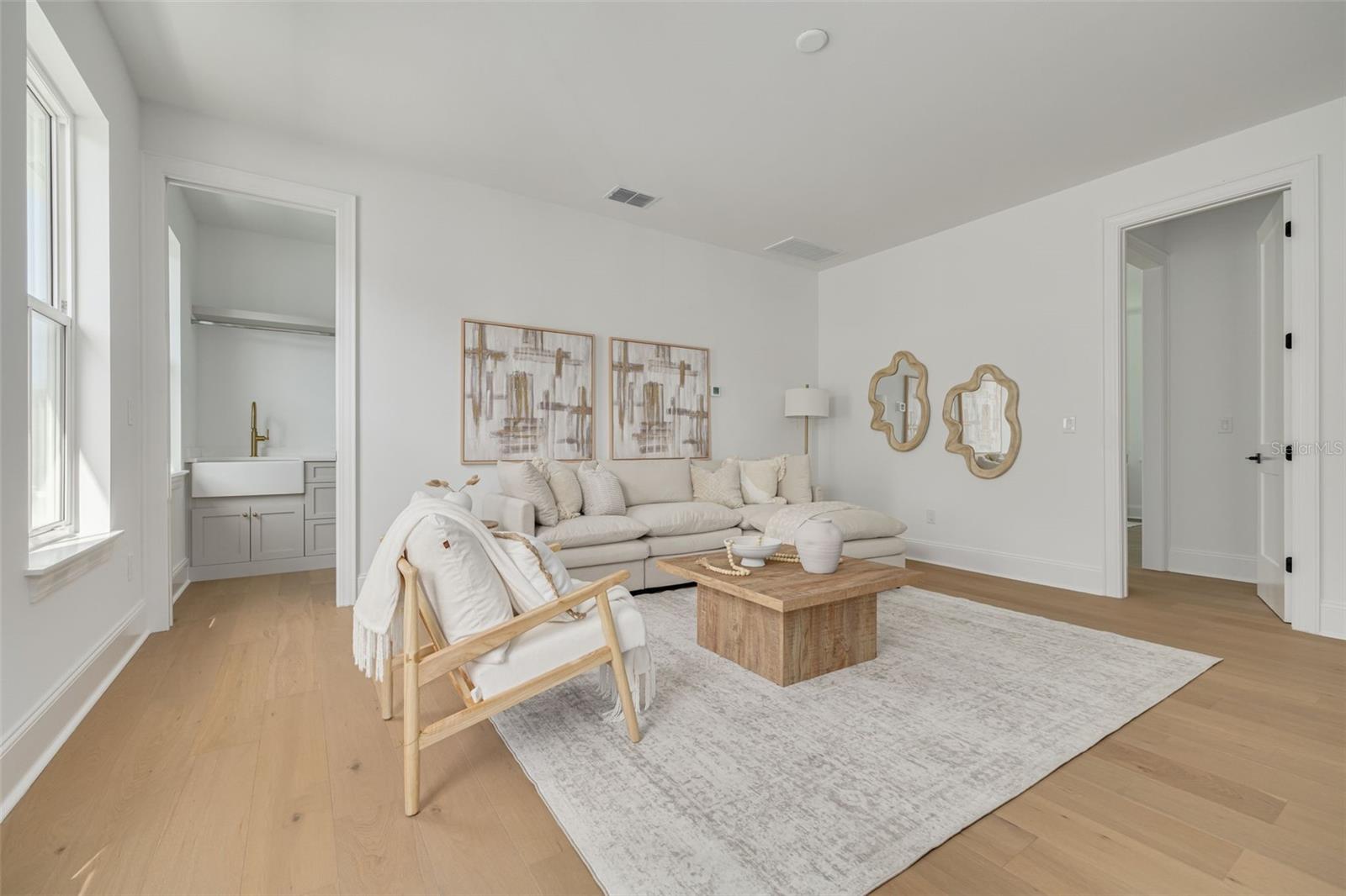 Image 20 of 51 For 1420 14th Street N