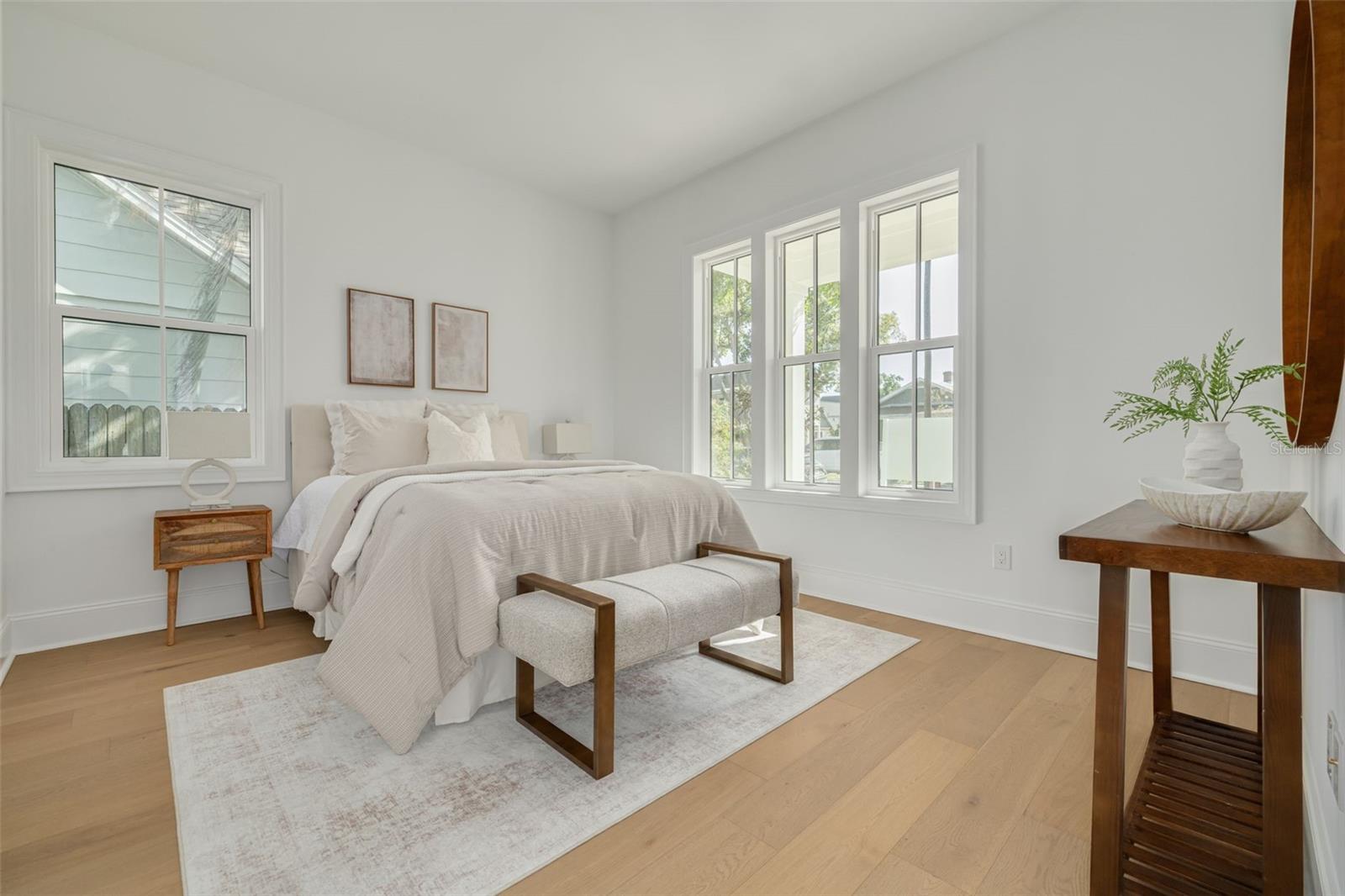 Image 3 of 51 For 1420 14th Street N